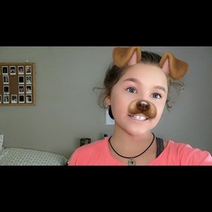 Meet your Posher, Casey